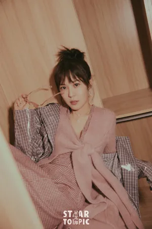 李金铭时尚甜美写真图片_2