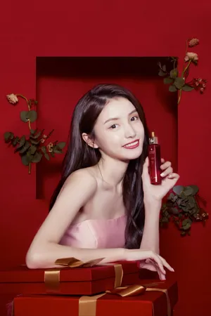 林小宅彩妆推广性感写真图片_4