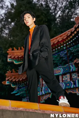 何泓姗申凯文时尚潮流写真图片_5