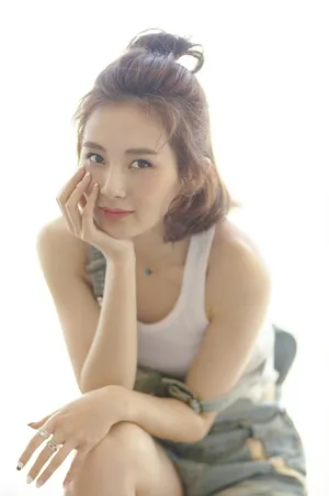 路晨甜美活力写真图片_3