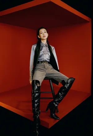 王鸥最新时尚杂志写真图片