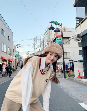 林小宅学院风街拍写真图片_1
