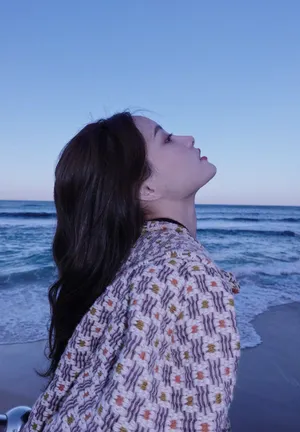 林小宅海边唯美性感写真图片_3