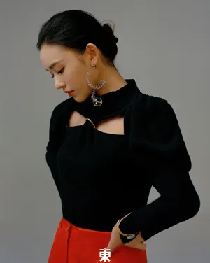 林允复古少女感时尚写真图片_4