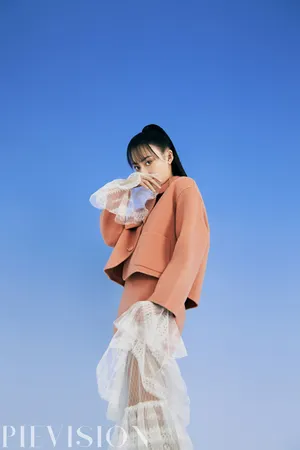 曹曦月时尚干练写真图片_3