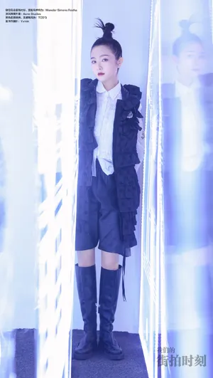 李兰迪甜酷光影写真图片_2