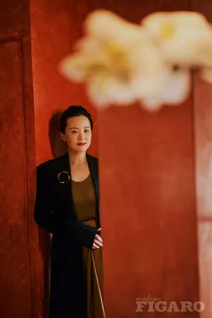 咏梅二月刊封面大片写真图片_2