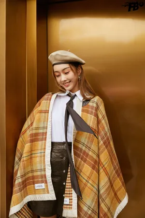 宣璐暖色系甜美写真图片