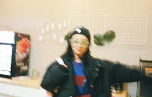 张子枫活力俏皮居家私服图片