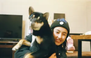 张子枫活力俏皮居家私服图片_6