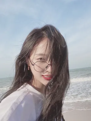 吴宣仪晒海边自拍照图片_3