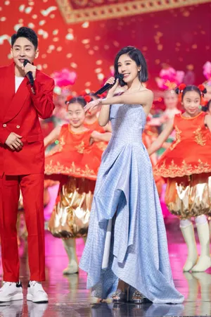 赵奕欢吉林春晚小年夜性感图片_6