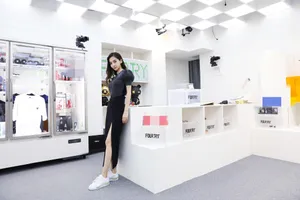 angelababy高叉裙优雅性感写真图片_5