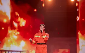 杜江央视网络春晚帅气图片_8