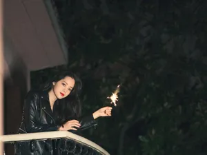 欧阳娜娜吊带纱裙性感图片_5