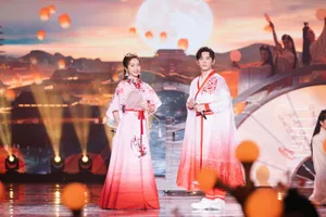 宣璐2020湖南卫视春晚性感图片_4