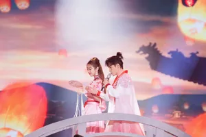 宣璐2020湖南卫视春晚性感图片_5