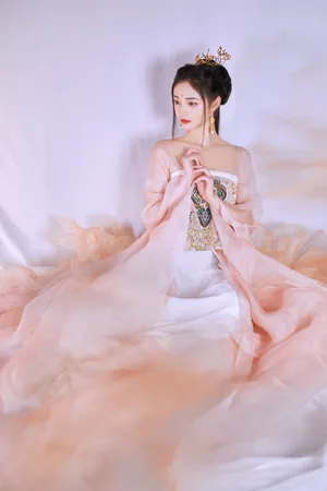 周洁琼2020湖南卫视春晚性感图片_5