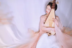 周洁琼2020湖南卫视春晚性感图片_6