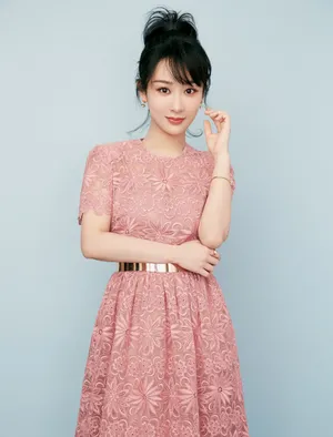 杨紫温柔优雅写真图片_4