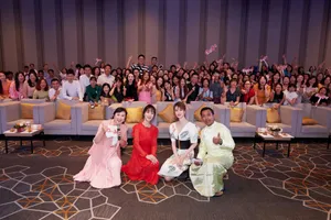 杨紫欢乐颂缅甸行活动照图片
