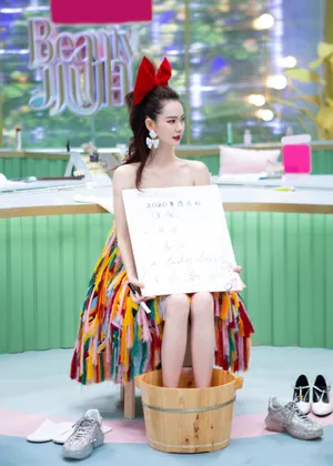 戚薇Beauty小姐甜美剧照图片_6