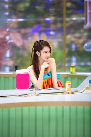 腾讯视频Beauty小姐戚薇图片_8