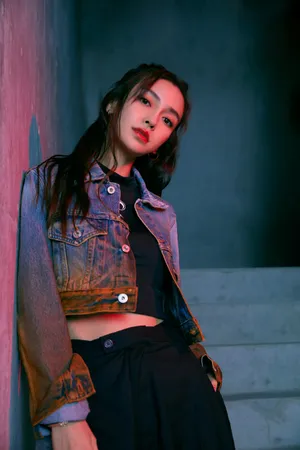 杨颖牛仔夹克时尚性感图片_4