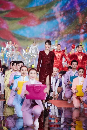 刘涛红色亮片高开叉长裙性感图片_5