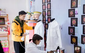许魏洲我们在行动帅气剧照图片