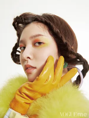 宋妍霏VogueMe二月刊封面写真_8