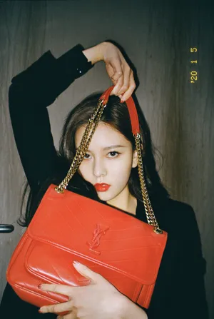宋妍霏干练气质新年写真图片_7
