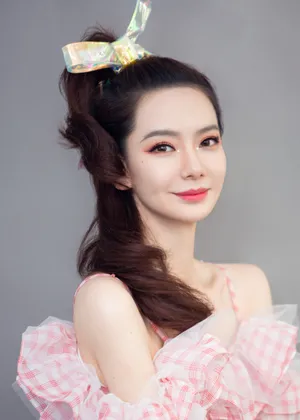 戚薇金鱼妆性感撩人写真_6