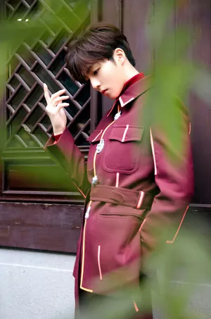 陈立农儒雅风度帅气写真图片_3