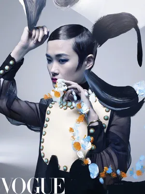 李宇春《Vogue》杂志写真图片_8
