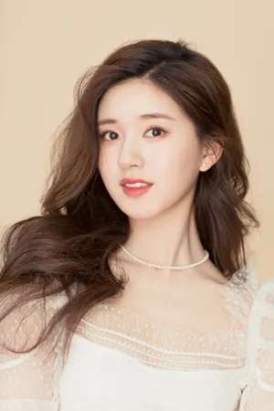 赵露思春节甜美性感写真图片_6