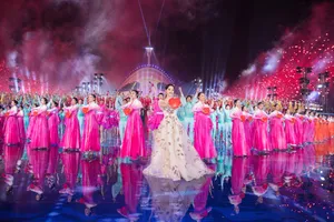欧阳娜娜仙气礼服性感图片_9