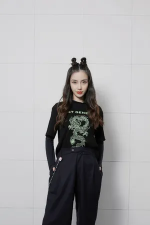 angelababy潮流合伙人时尚剧照图片_1
