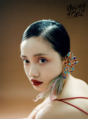 孙伊涵魅力风情杂志写真图片_3