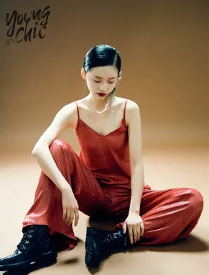 孙伊涵魅力风情杂志写真图片_16