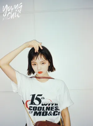 演员任敏俏皮性感写真图片_2