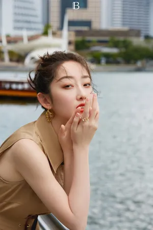 蒋梦婕摩登性感旅拍照图片_7
