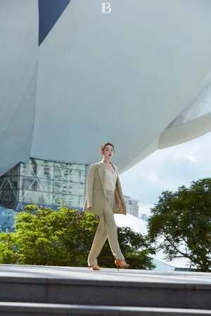 蒋梦婕摩登性感旅拍照图片_14