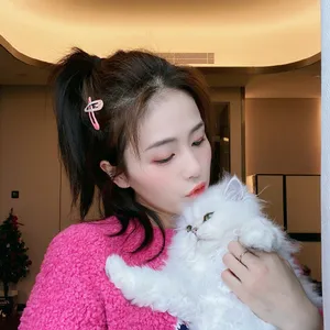 白鹿俏皮私服自拍照图片_12
