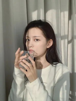 孙琰清优雅恬静写真图片_2