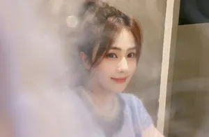 白鹿灵动俏皮写真图片