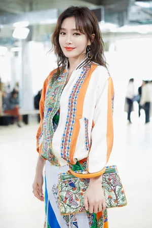 秦岚率真性感写真图片_6