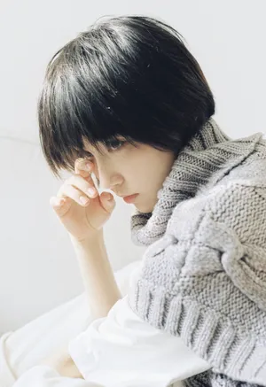 成果慵懒居家沙发写真图片_6