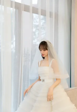 沈梦辰婚纱仙气写真图片_5