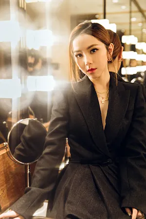 邓紫棋时尚干练写真图片_3
